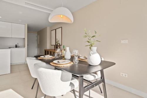 Luxury Oasis 325 Apartment with Pool, Spa, Beach and Golf