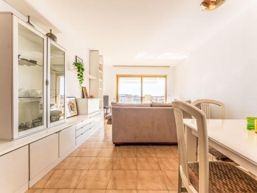 Apartment Bahia Dorada-3 by Interhome
