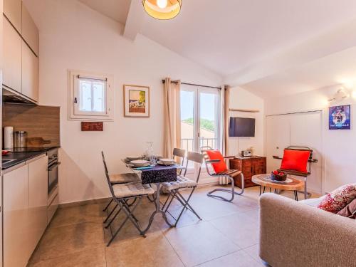 Apartment Lou Paradou by Interhome