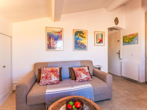 Apartment Lou Paradou by Interhome