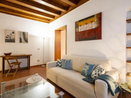 Apartment Brera Boutique Apartment by Interhome