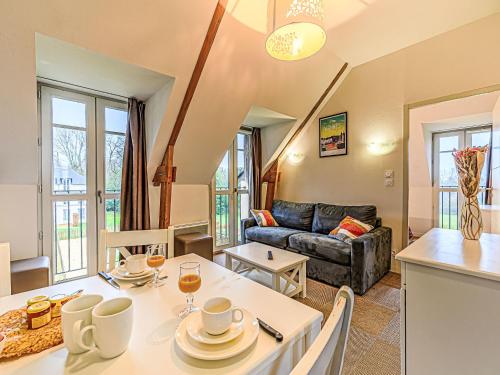Apartment Le Château de Kergonano-27 by Interhome