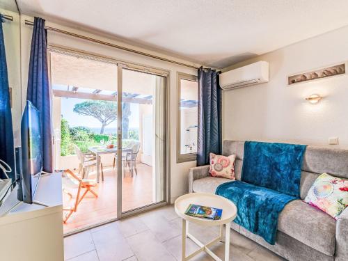 Apartment Les Coteaux de la Nartelle-35 by Interhome
