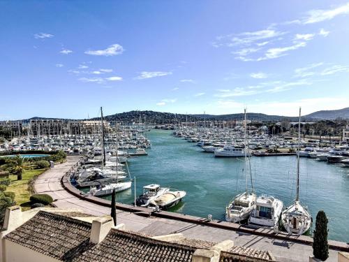 Studio Les Cascadelles-14 by Interhome