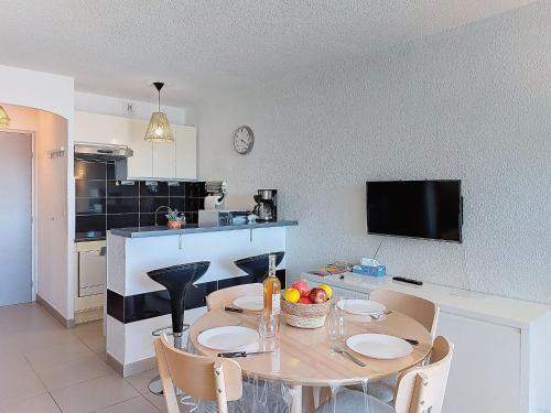Studio Les Caraïbes by Interhome