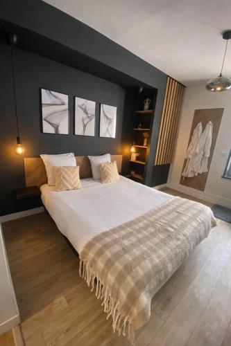 CK Suite & Spa - Jacuzzi Privatif - Reims