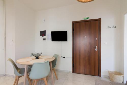 Cozy One Bdrm Apartment in Petralona - Flat 80