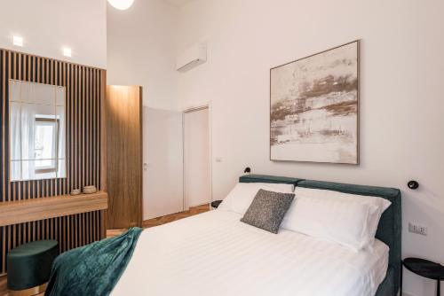 The Best Rent - Spacious one-bedroom apartment near Santa Maria Maggiore
