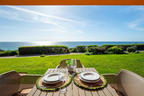 The Oceanfront Studio Luz VR106