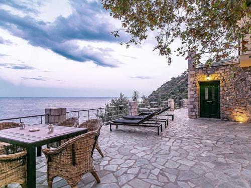 Holiday Home God Bacchus - God Dionysus Villa by Interhome