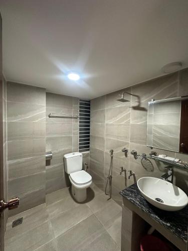 Et badeværelse på Castle Inn Uttara