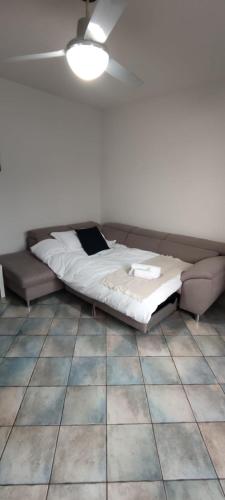 Bonola's Suite - M1 photo 26