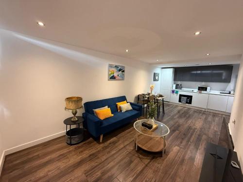 Birmingham Central Luxury Apartment photo 6