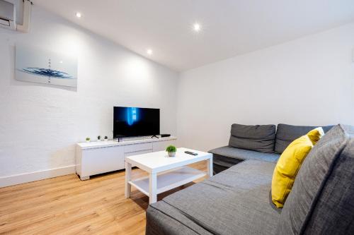 Hauzify I Apartament Reial