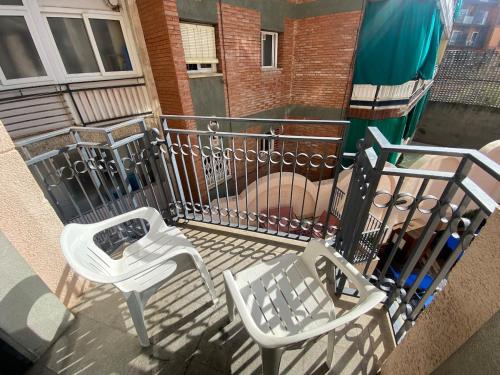 Koyo Suite - Modern Apartment with Parking and Swimming Pool for 6p