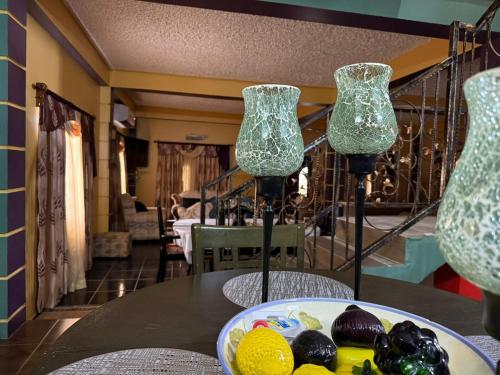 Menjar a l'habitació en casa particular o a prop