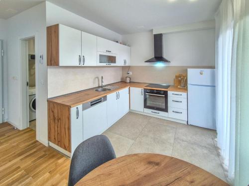Apartment Marija by Interhome