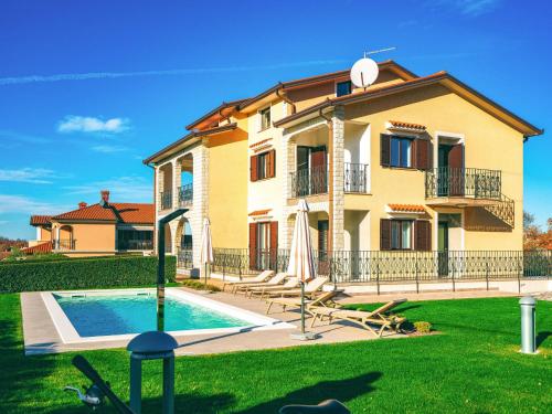 Apartment Silvia by Interhome