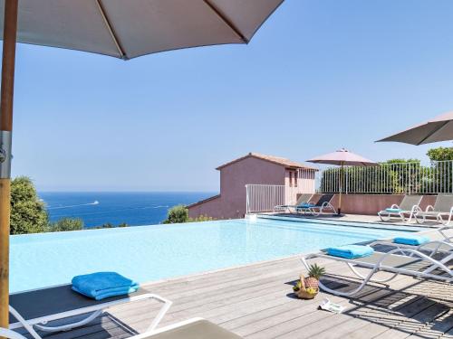 Holiday Home Anna Maria by Interhome