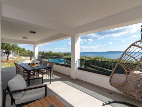 Holiday Home Ria with heated pool by Interhome