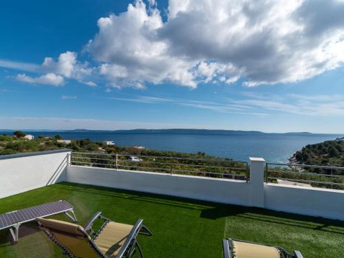 Holiday Home Ria with heated pool by Interhome