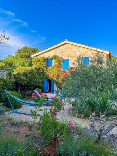 Old Stonehouse Stari San