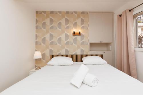 Upstays - Elegant 3BR Steps from Le Palais