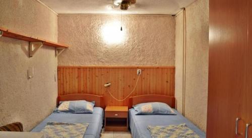Apartments with parking space Grebastica, Sibenik - 25286