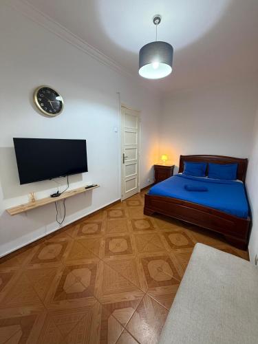 3 bedrooms apartment close airport