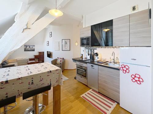 Appartement cosy, 200m plage, parking privé, WiFi - FR-1-361-18