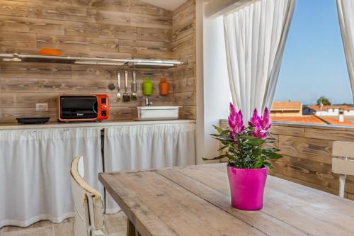 Cuisine ou kitchenette dans l'établissement Mannois - Lofts & Apartments
