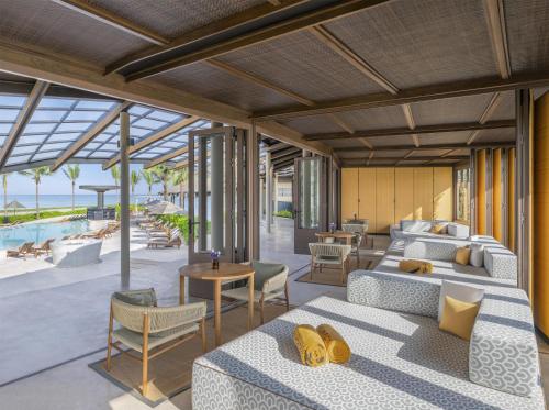 Banyan Tree Phuket — Property building