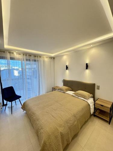 AZUR, moderne et proche plage