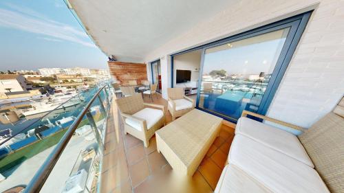 Trebol apartamento climatizado y piscina