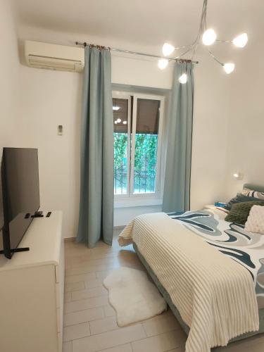 Isola Metro 5m Modern Balcony Arthome