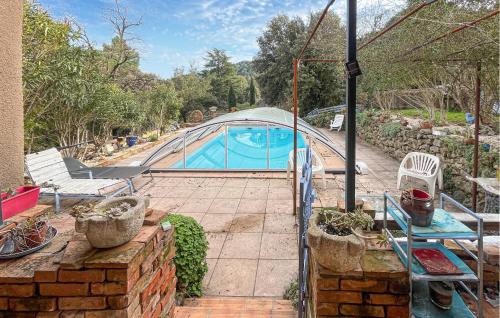 Maison Piscine À Anduze