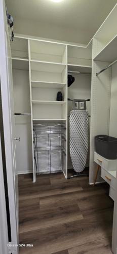Large two-room apartment near LAX and the Ocean photo 19