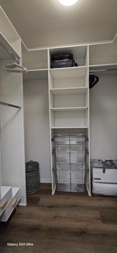 Large two-room apartment near LAX and the Ocean photo 14