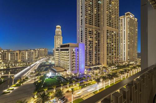 FIRST CLASS 2BR Luxe Stay Near Dubai Creek Hub