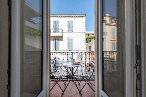 1-Br Prestige Apartment Carré dOr Cannes