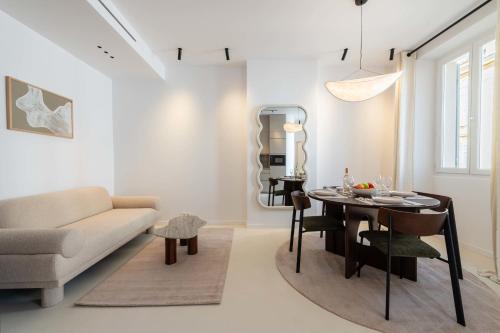 1-Br Prestige Apartment Carré dOr Cannes
