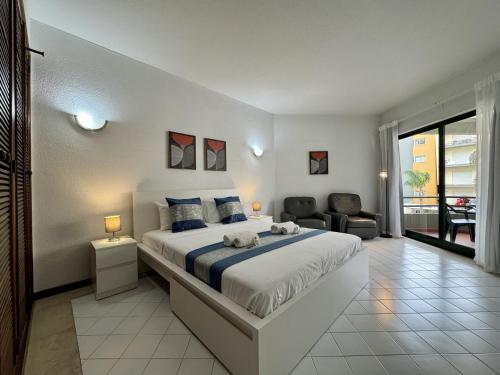 Vilamoura Central Beach 2 With Pool by Homing