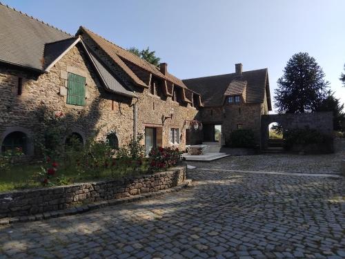 Maison bourgeoise avec grande salle d'accueil