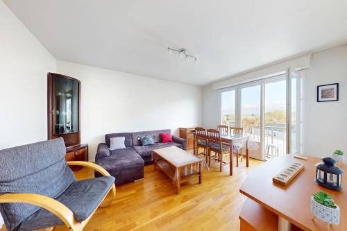 2BR flat with balcony 5 mn to Hippodrome de Nantes
