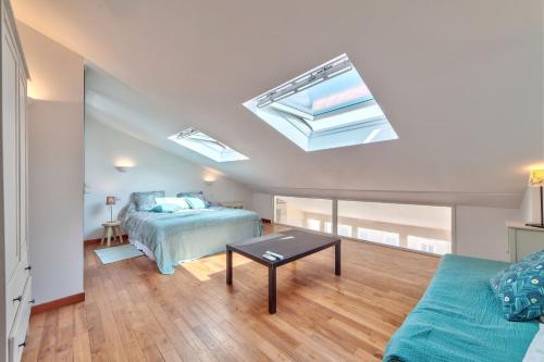 DUPLEX 2 chambres -TERRASSE Vue MER-FELIX FAURE A2B024
