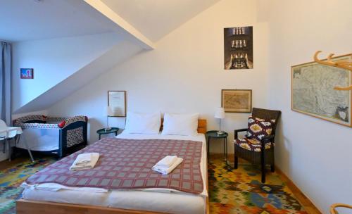 Charming Attic Apartment near Messe Wien and Center
