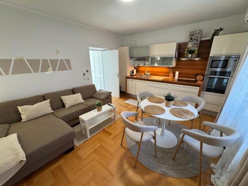 Prince Apartment Zagreb with Terrace