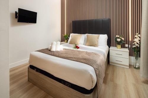 Stylish & Newly Renovated Retreat in Málaga Centre photo 12