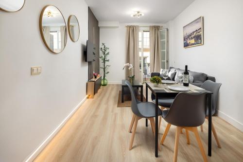 Stylish & Newly Renovated Retreat in Málaga Centre photo 14