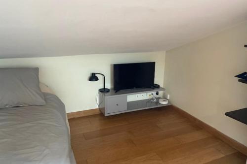 Atypical studio in the heart of Cannes